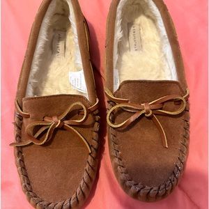 Aeropostale Women's Pile Lined Hardsole